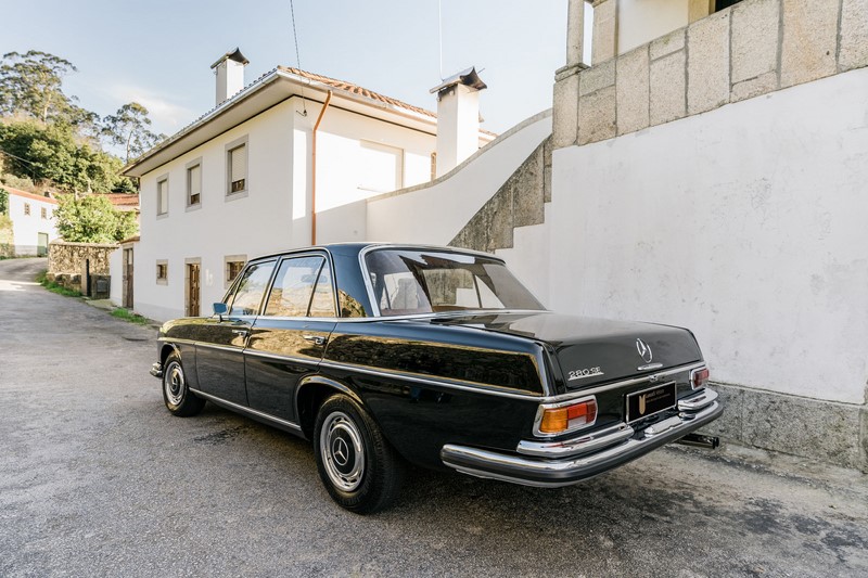 1970 Mercedes Benz 280SE